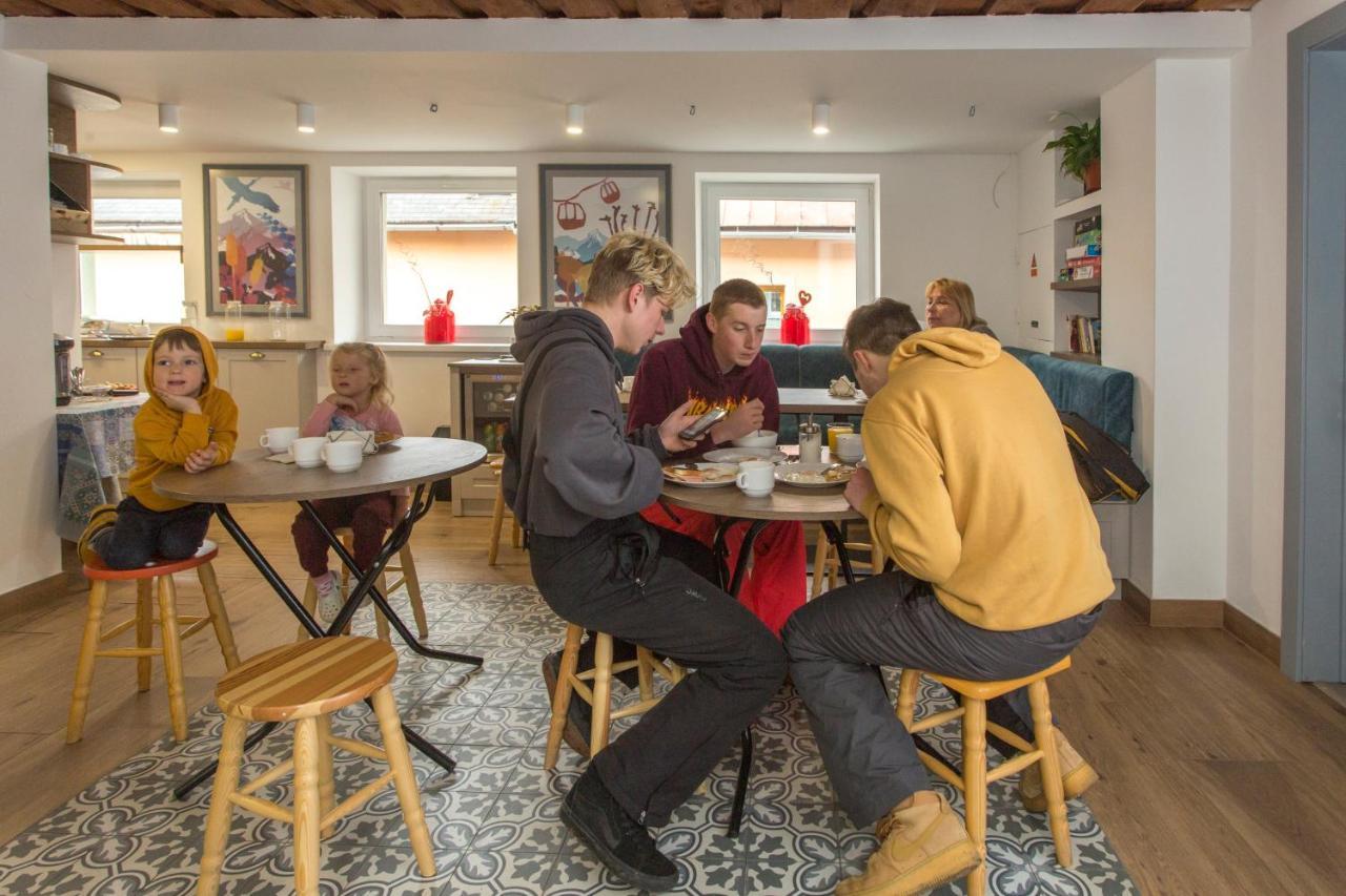 Guesthouse Yes In Bodice Eksteriør bilde